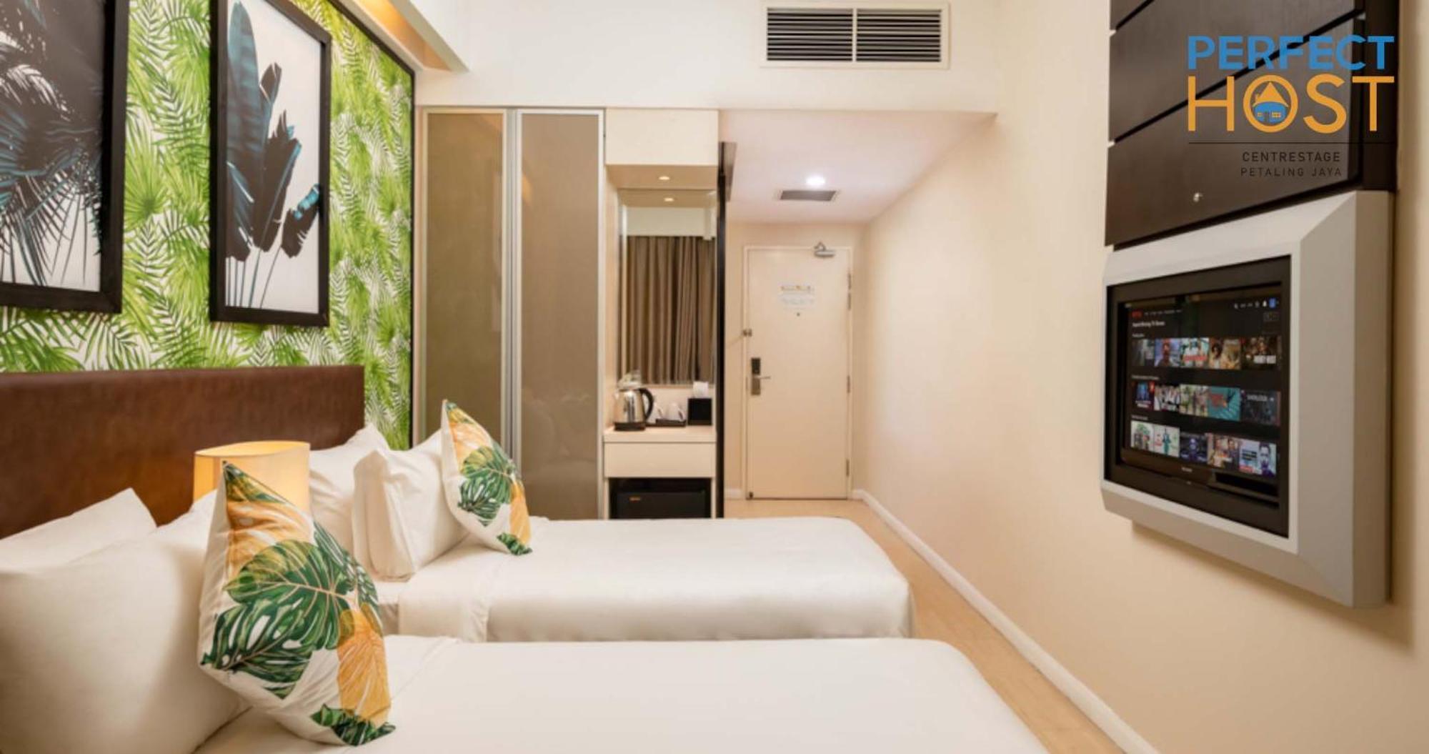 Centrestage Petaling Jaya By Perfect Host Hotel Kültér fotó Deluxe Room
