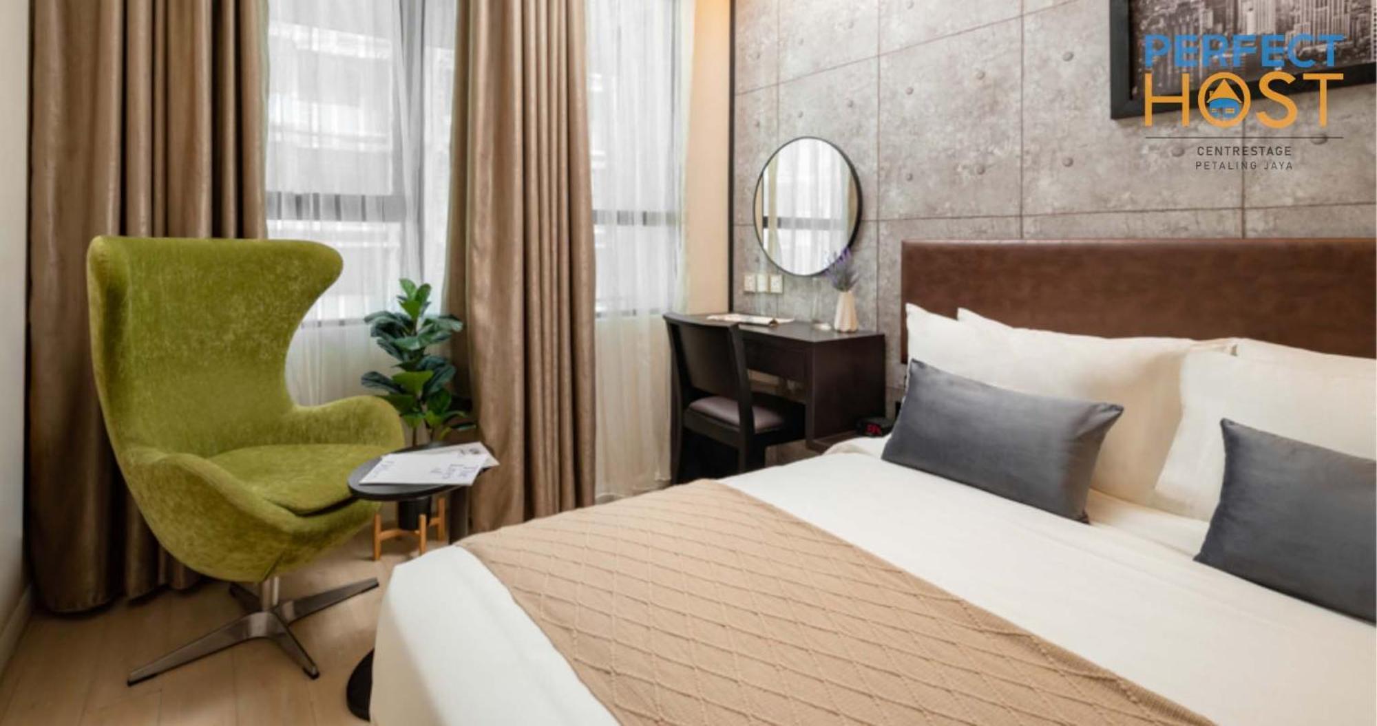 Centrestage Petaling Jaya By Perfect Host Hotel Kültér fotó Deluxe Room