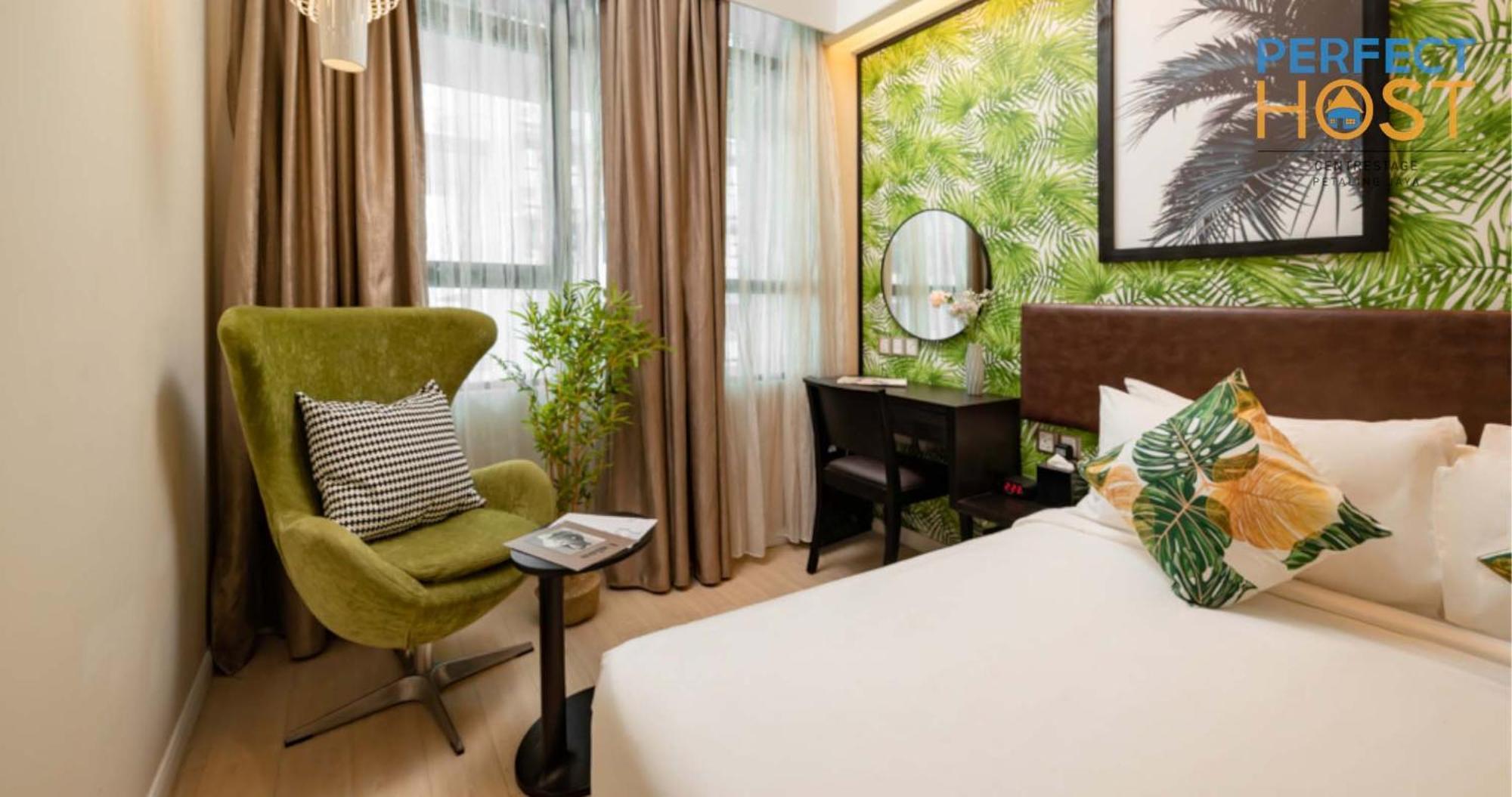 Centrestage Petaling Jaya By Perfect Host Hotel Kültér fotó Deluxe Room